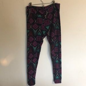 LuLaRoe tall and curvy leggings